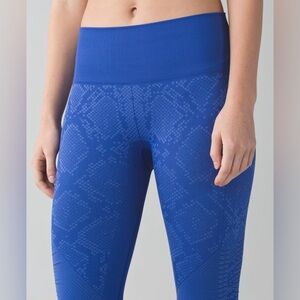lululemon athletica Sapphire Blue Crop Leggings